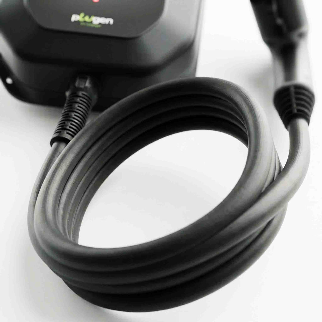 Plugen Charger ONE 8 Metre Elektrikli Araç Şarj Cihazı 11-22 kW 3 Faz 16-32A Type 2